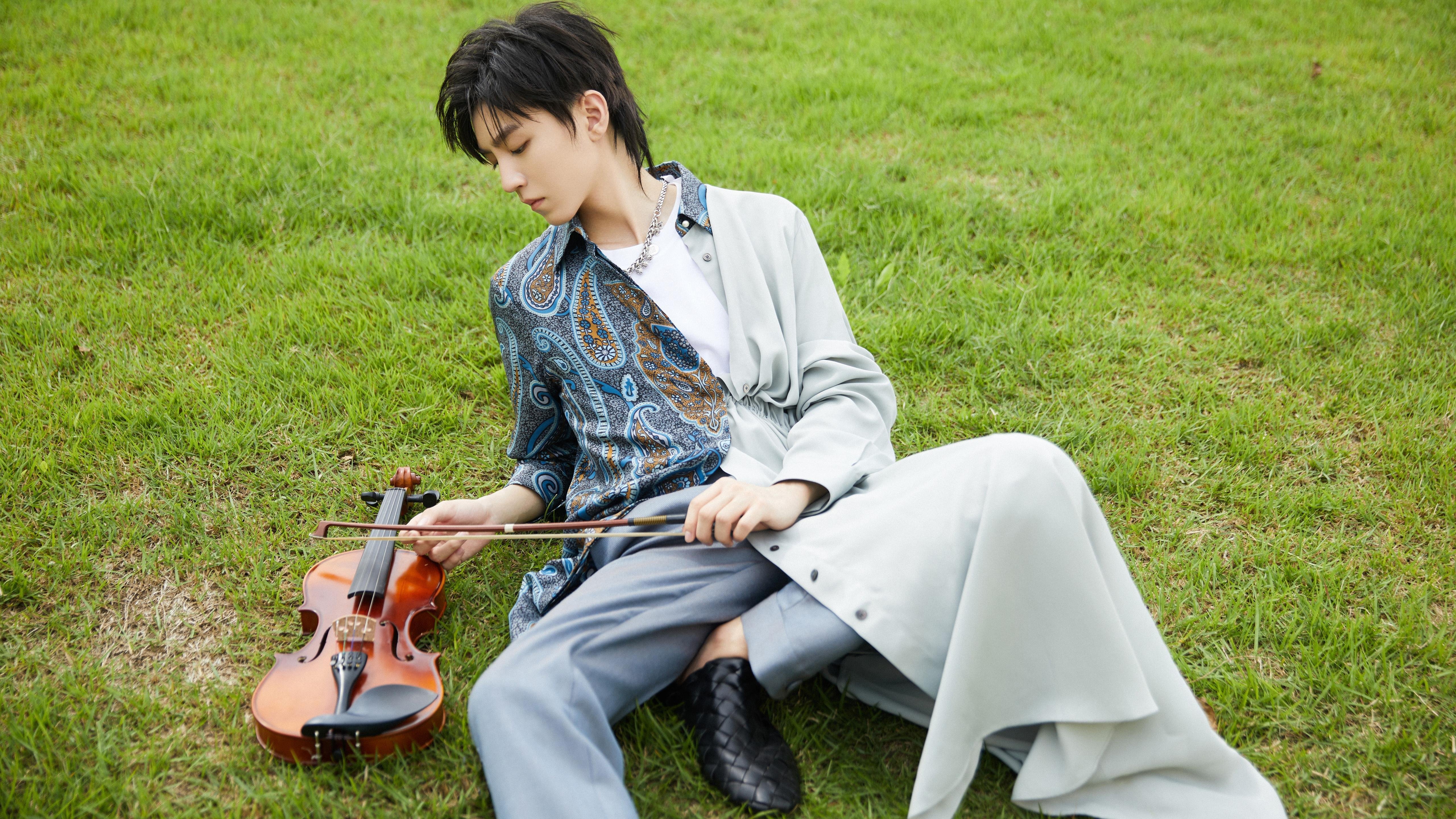 哥伦比亚女足在巴黎奥运会比赛中表现出色，赢得奖牌，哥伦比亚 男足