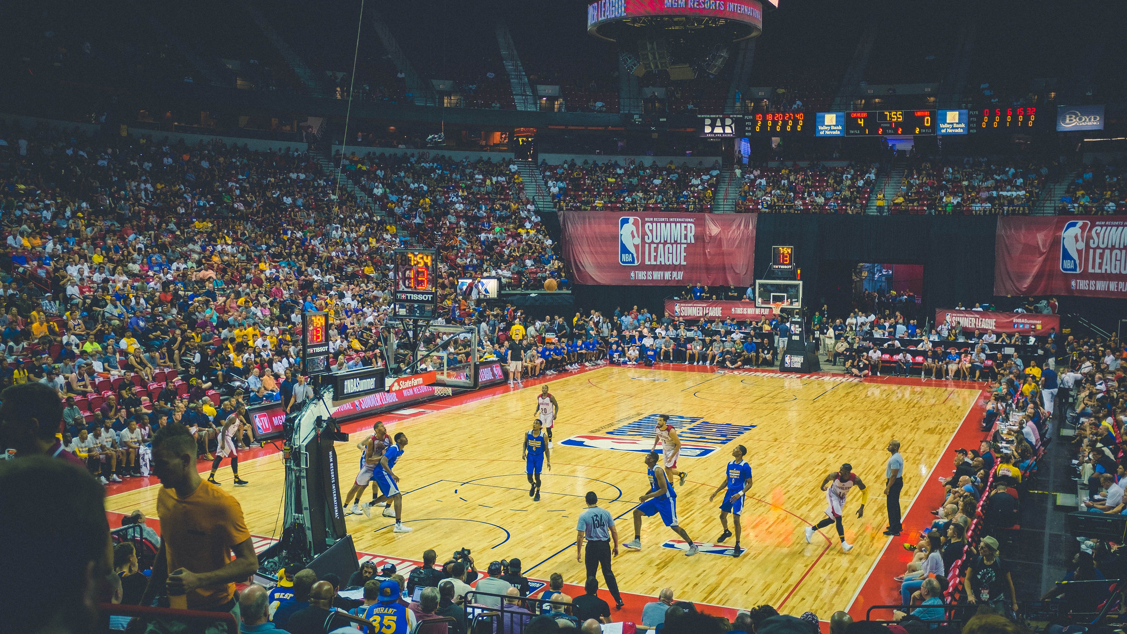 电竞赛事选手转会市场活跃，电竞选手转会期